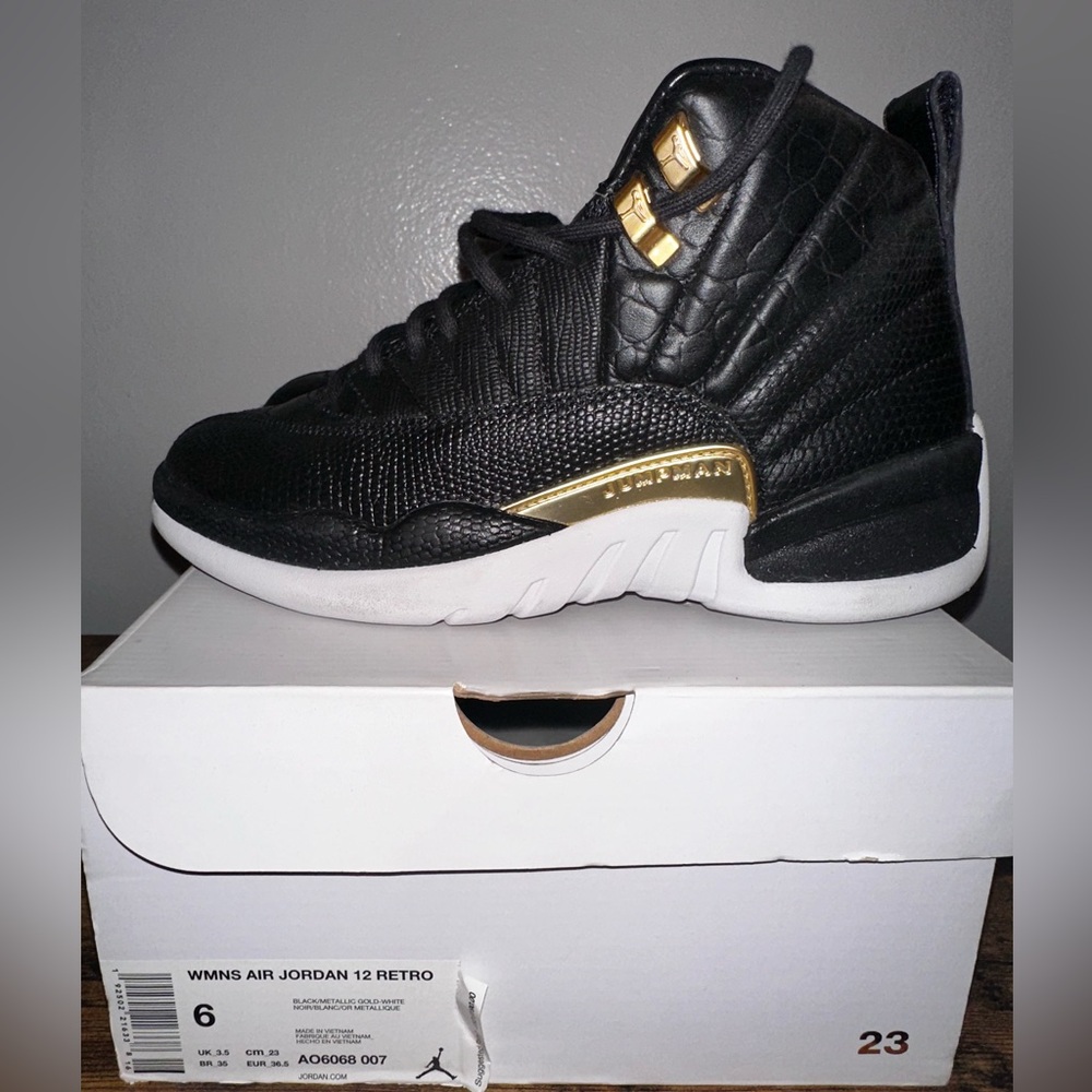 Nike Women’s Air Jordan 12 Retro Shoes Size 6y - Black / White / Metallic Gold